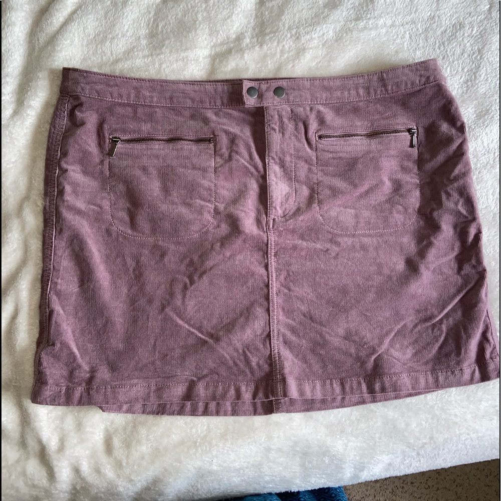 Mossimo corduroy mauve skirt size 18